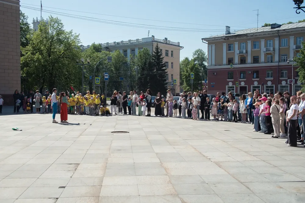 Смотреть фотографию